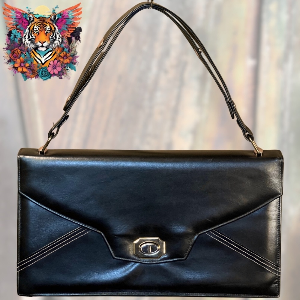 🌟Frenchy of California: *Vintage* Convertible Envelope Shoulder Clutch🌟